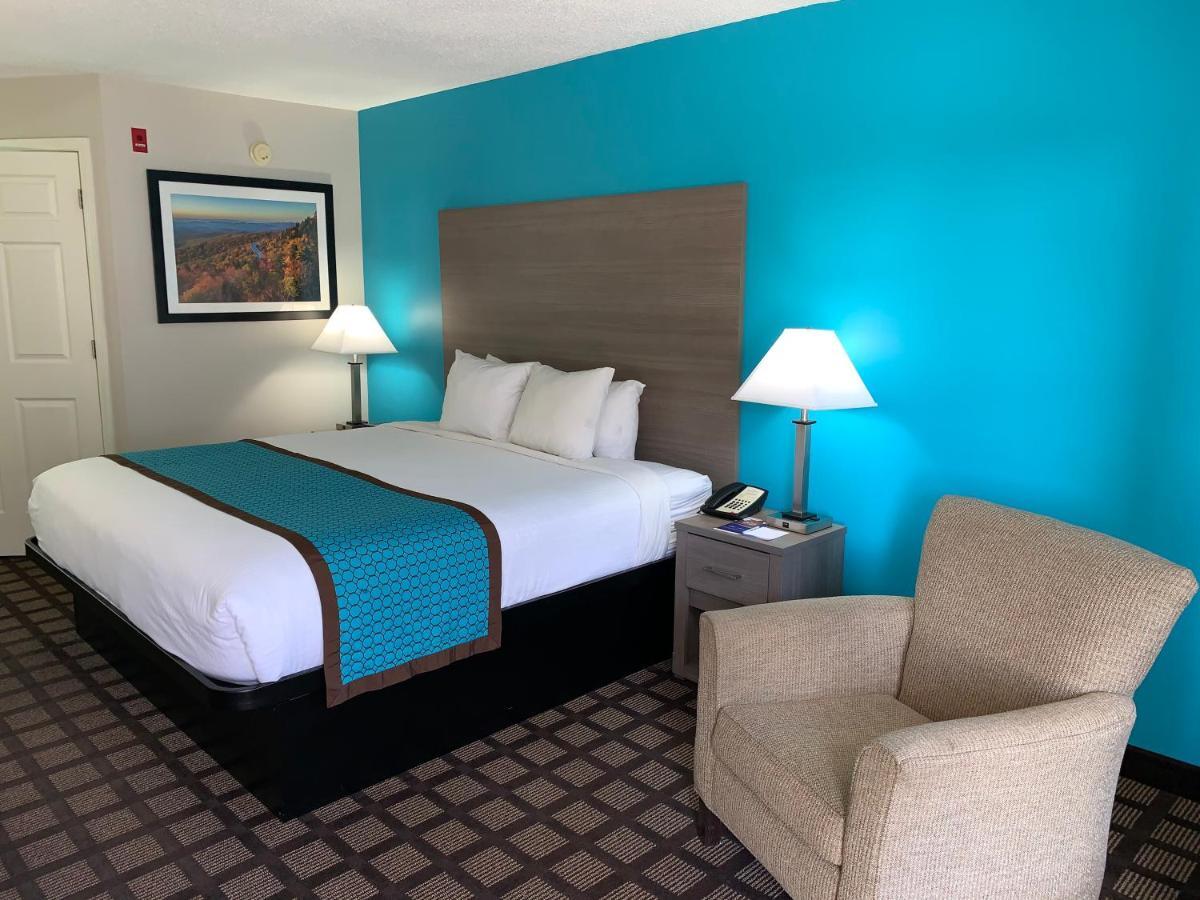 Baymont By Wyndham Eden Motel Bagian luar foto